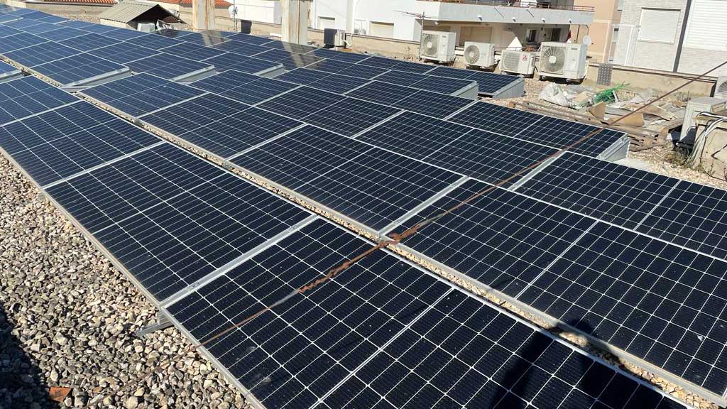 L’Ampolla, pioner al territori en proveir d’energia les dependències municipals a través de l’autoconsum col·lectiu